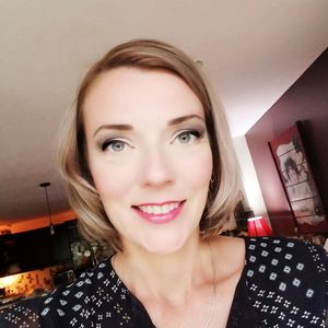 LisaBethard-874's avatar